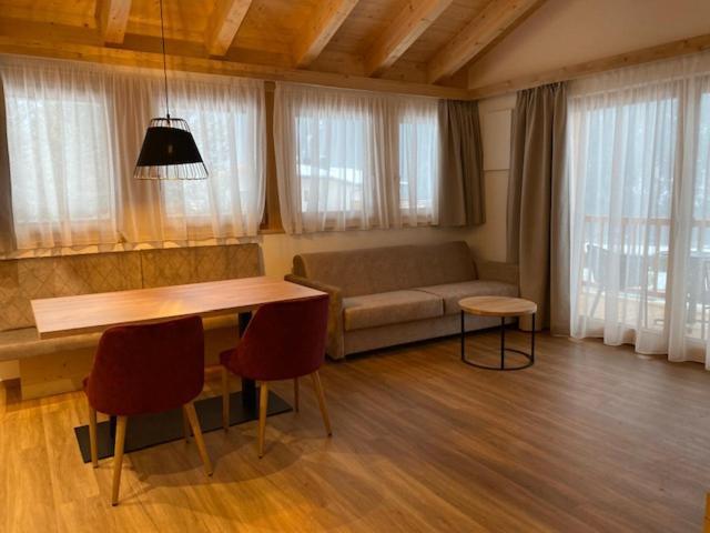 Les Ciases Chalets Dolomites San Vigilio Di Marebbe Exterior photo