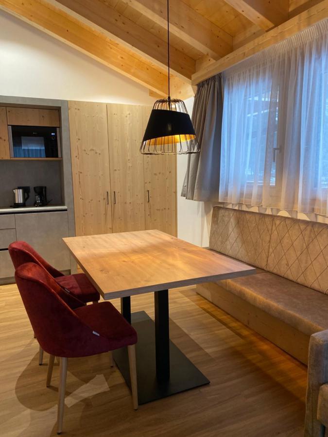 Les Ciases Chalets Dolomites San Vigilio Di Marebbe Exterior photo